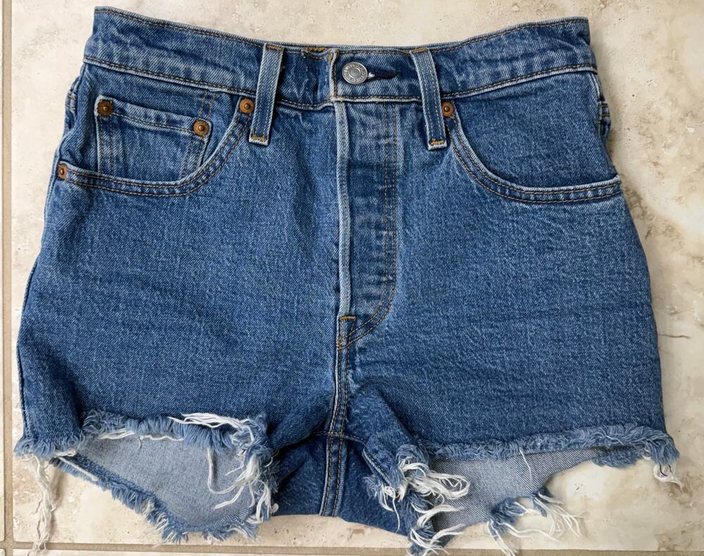 Levi's 501 waist 25 inch button fly jean shorts frayed hem denim